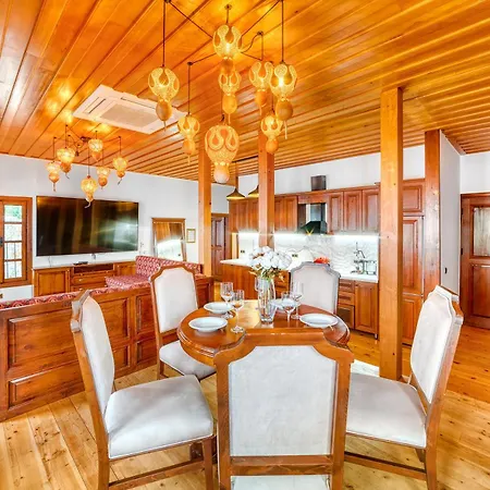The Sukabagi House Вилла *